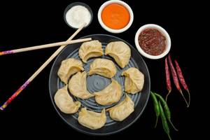 Veg steamed momo