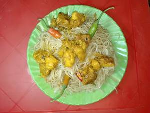 Egg chicken chowmein