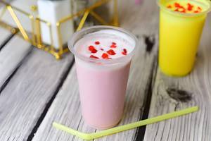 Strawberry Lassi