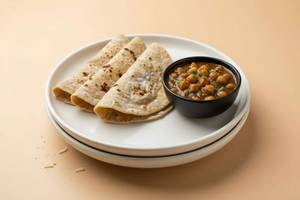 3 Tawa Roti with Chana Masala