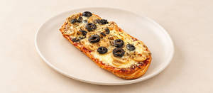 Olive Mushroom Pizza Boat