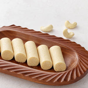 KAJU ROLL