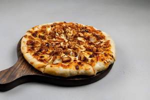 Barbeque chicken pizza
