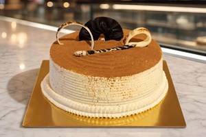 Tiramisu cake
