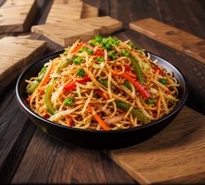 Veg hakka noodles