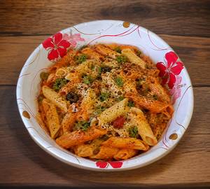 Mix sauce pasta