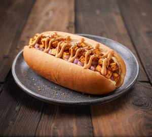 Paneer Tikka Hot Dog Sandwich