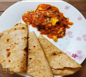 Chappathi 3 With Egg Gravy