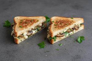Mushroom sandwich
