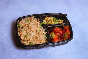 Egg Fried Rice With Chilly Chicken (3 Pcs)