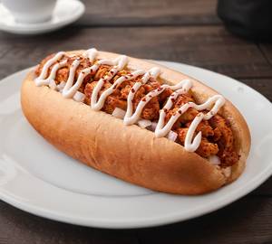 Peri Peri Chicken Hot Dog Sandwich