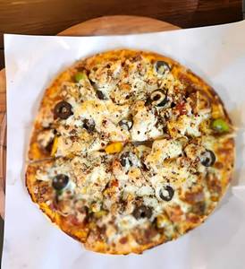 Paneer Tikka Pizza                                                                                                                       