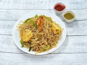 Egg Singapore Noodles