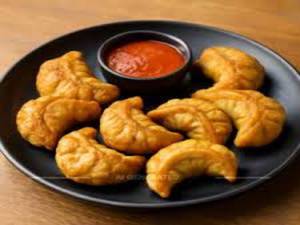 Crispy Fried Chicken Momos 8 pcs