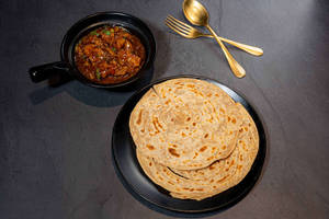 Gobi Manchurian With 2 Indian Breads