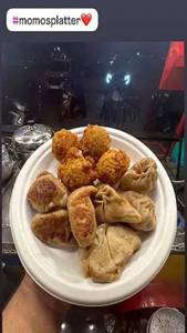 Momos Platter