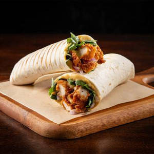 Sn-fried Chicken Shawarma Roll