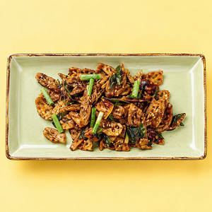 Crispy Lotus Stem With Curry Leaves & Black Pepper