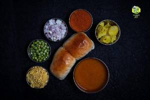 Suruchi Misal Pav