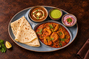 Masala Chaap Gravy Platter
