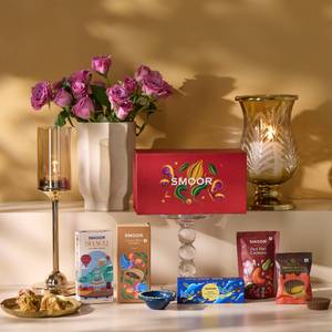 The Artistry Hamper Small
