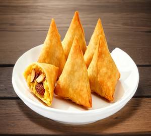 Sweet -Shahi samosa