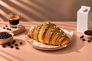 Pistachio Croissant