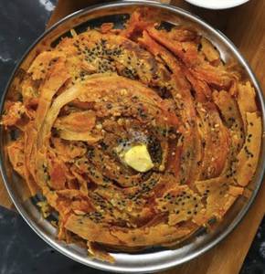 Masala Lachha Paratha [1 Piece]