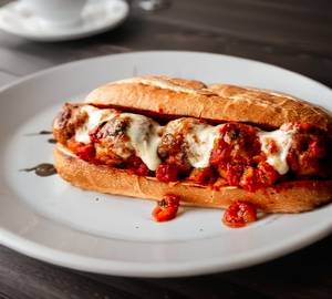 Malai Chicken Sub-Sandwich