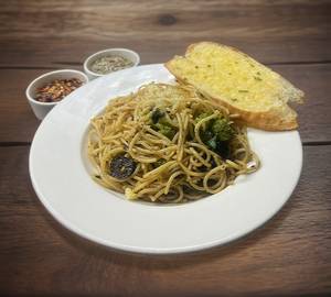 Aglio E Olio Pasta