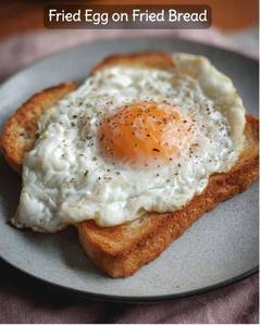 Fried egg with bread