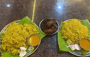2 Kuska [Half] With Chicken Kabab