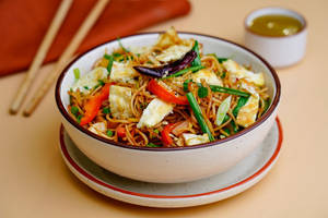 Chilli Garlic Noodles (Egg)