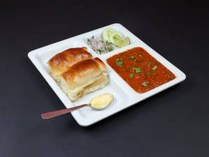 Kolhapuri Pav Bhaji