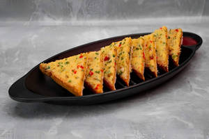 Cheese Chilly Garlic Toast