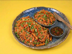 Schezwan Fries Rice Veg
