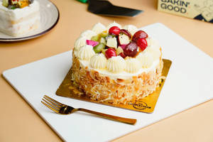 Fresh Fruit Cake