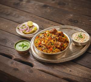 Veg Mushroom Chaap Biryani