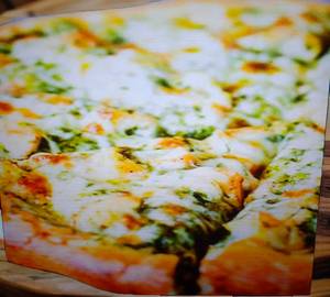 (8 inch) marinated basil pesto pannier pizza
