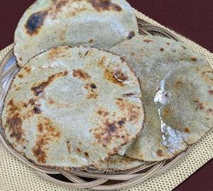 Bajari bhakri