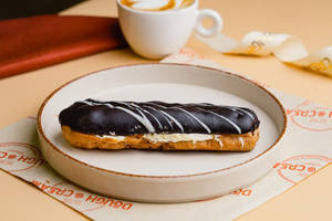 Choco Eclair (Contains Egg)