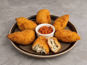 Kurkure Cheese Corn Momos
