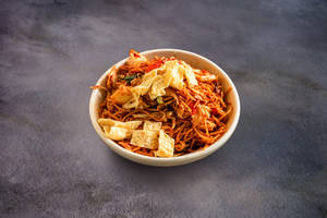 Egg Sichuan Noodles 