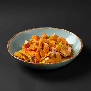 Chicken Cheesy Nachos
