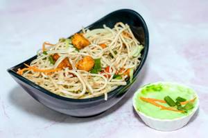Paneer Hakka Noodles
