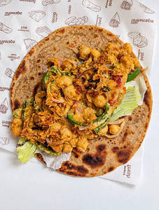 Creamy Hummus Veggie Wrap
