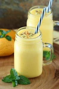 Mango lassi