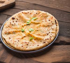 Carrot Paratha [1 Piece]