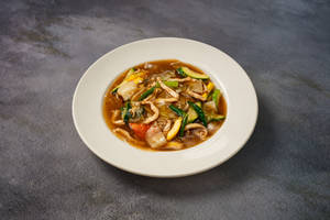 Chicken Shangai Pan Fried Noodles 