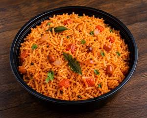 Tomato rice with pickle